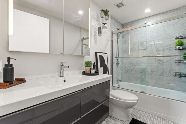 61 W 15th Street 706, Chicago, IL 60605