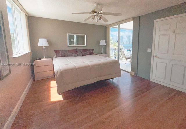 18000 N Bay Rd 201, Sunny Isles Beach, FL 33160