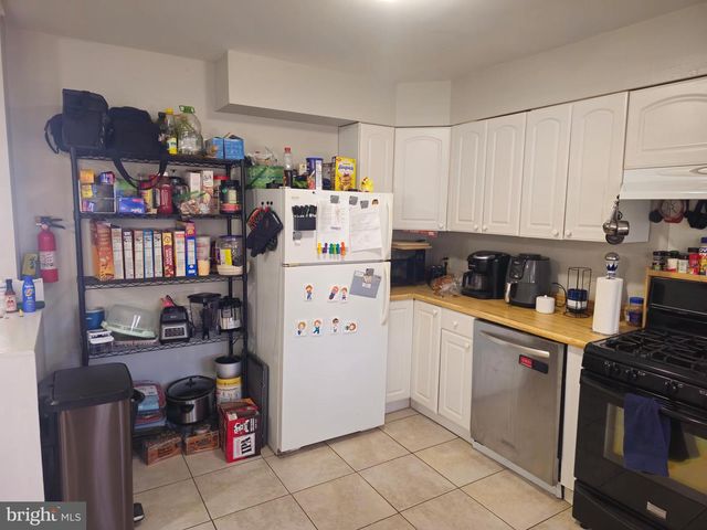 12 FAIRMOUNT DR, Glassboro, NJ 08028