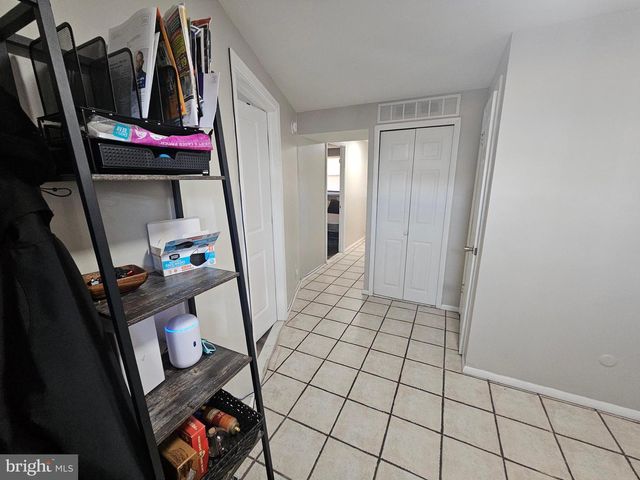 12 FAIRMOUNT DR, Glassboro, NJ 08028