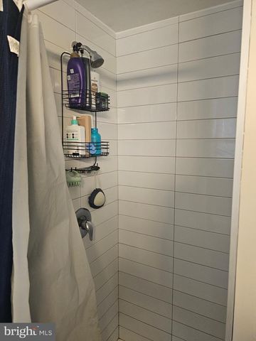 12 FAIRMOUNT DR, Glassboro, NJ 08028