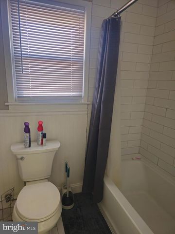 12 FAIRMOUNT DR, Glassboro, NJ 08028