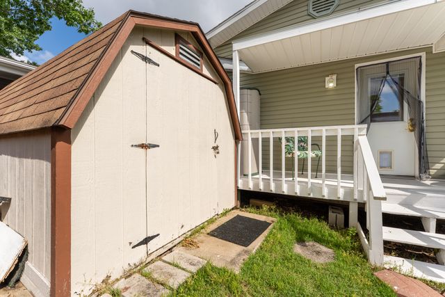 203 Forest Park Lane, Branson, MO 65616
