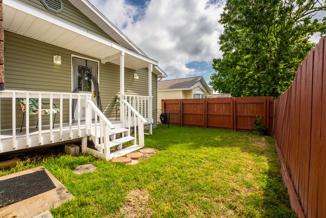 203 Forest Park Lane, Branson, MO 65616