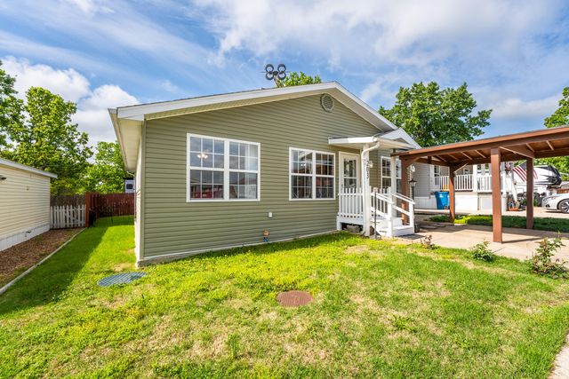 203 Forest Park Lane, Branson, MO 65616