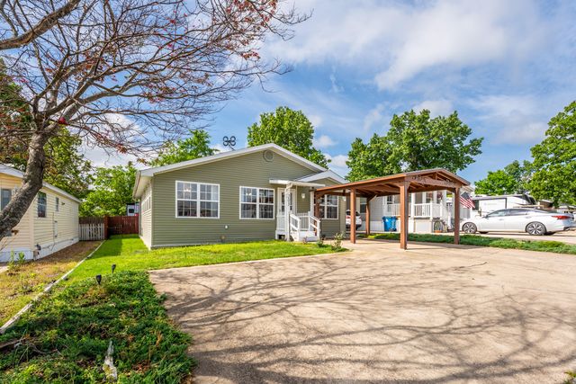 203 Forest Park Lane, Branson, MO 65616
