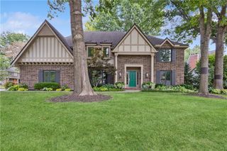 12201 Aberdeen Road, Leawood, KS 66209