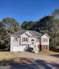 205 Chestnut Drive, Covington, GA 30016