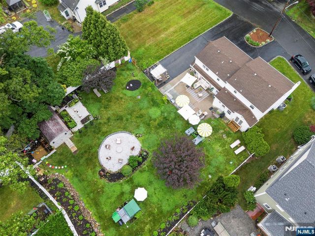43 Dairy Street, Midland Park, NJ 07432