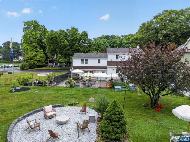 43 Dairy Street, Midland Park, NJ 07432
