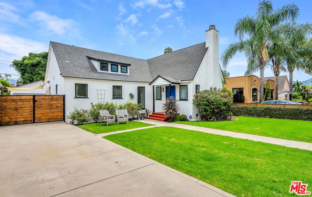 Image 1 of property listing at 118 S Lamer Street, Burbank, CA 91506