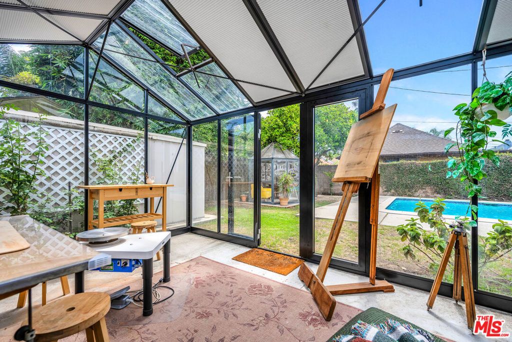 Image 34 of property listing at 118 S Lamer Street, Burbank, CA 91506