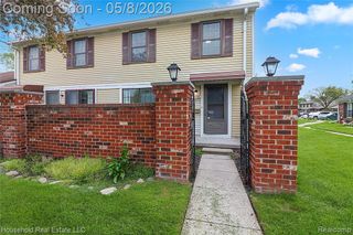 39363 Heatherheath Drive, Clinton Township, MI 48038