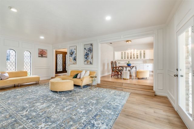 9130 Valley Chapel Lane, Dallas, TX 75220