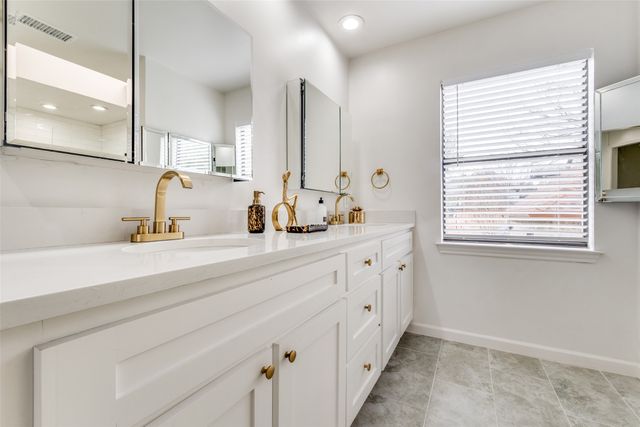 9130 Valley Chapel Lane, Dallas, TX 75220