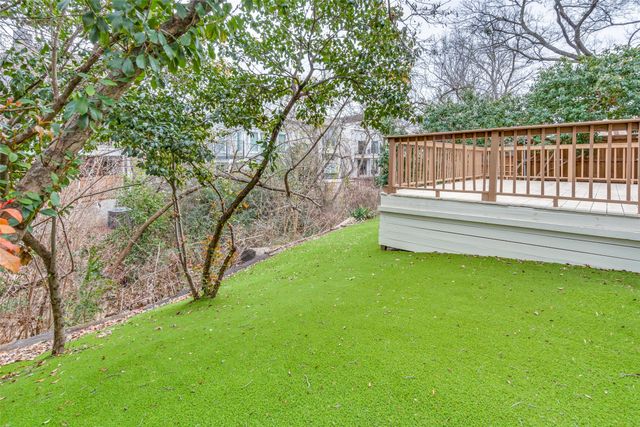 9130 Valley Chapel Lane, Dallas, TX 75220