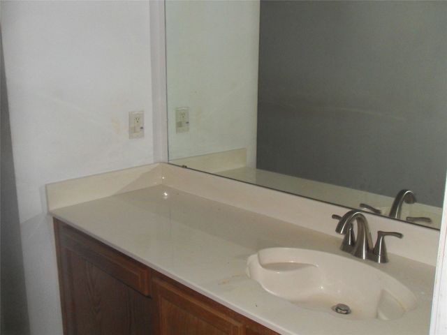 817 Cruise Street, Denton, TX 76207