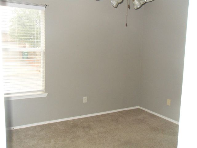 817 Cruise Street, Denton, TX 76207