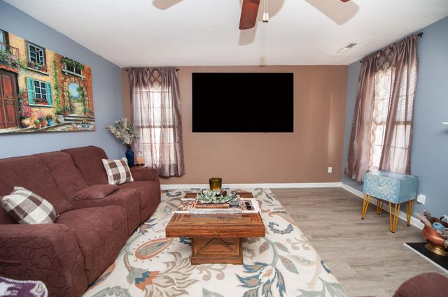 220 Garfield Lane, Simpsonville, SC 29681