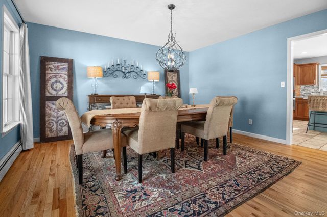 6 Ridge Circle, Mahopac, NY 10541