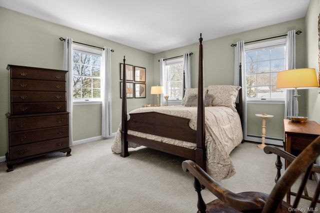 6 Ridge Circle, Mahopac, NY 10541