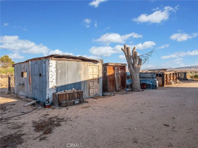 17757 Wheeler Road, Helendale, CA 92342