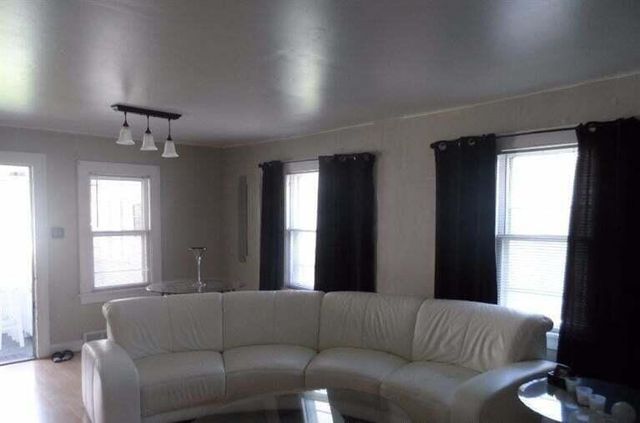 6808 Carolina Avenue, Hammond, IN 46323