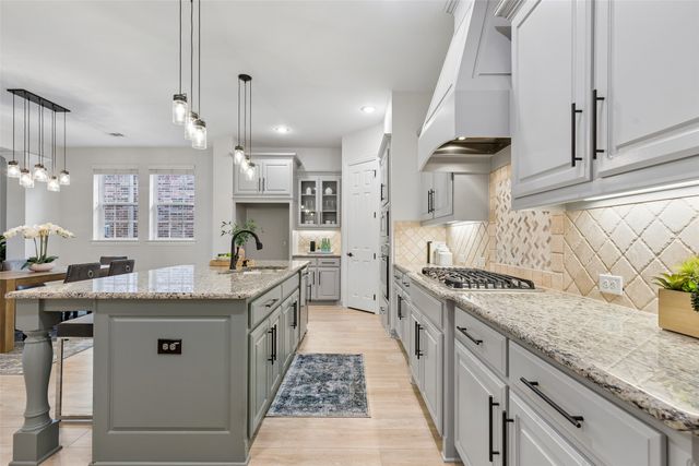 10813 Dixon Branch Drive, Dallas, TX 75218