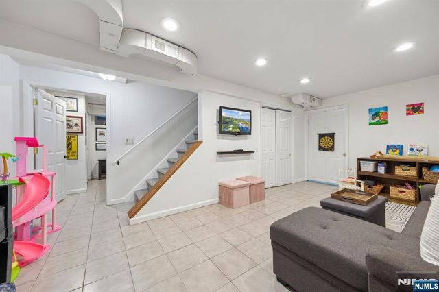 23 Benvenue Avenue, West Orange, NJ 07052