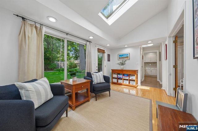 23 Benvenue Avenue, West Orange, NJ 07052