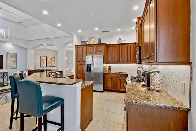 5013 HANGING MOSS LANE, Sarasota, FL 34238