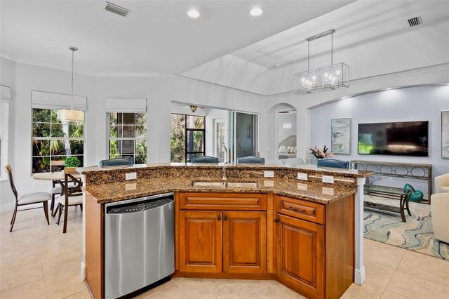 5013 HANGING MOSS LANE, Sarasota, FL 34238