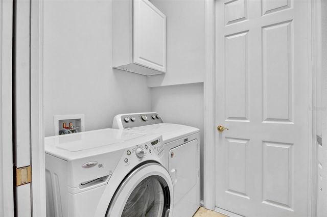 5013 HANGING MOSS LANE, Sarasota, FL 34238