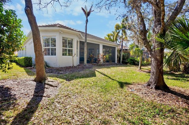 5013 HANGING MOSS LANE, Sarasota, FL 34238