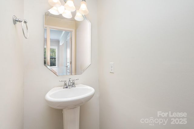 15642 Canmore Street, Charlotte, NC 28277