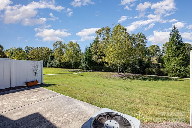 15642 Canmore Street, Charlotte, NC 28277