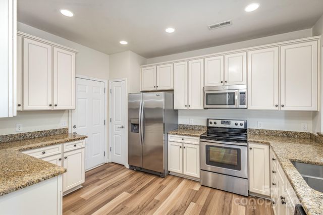 15642 Canmore Street, Charlotte, NC 28277