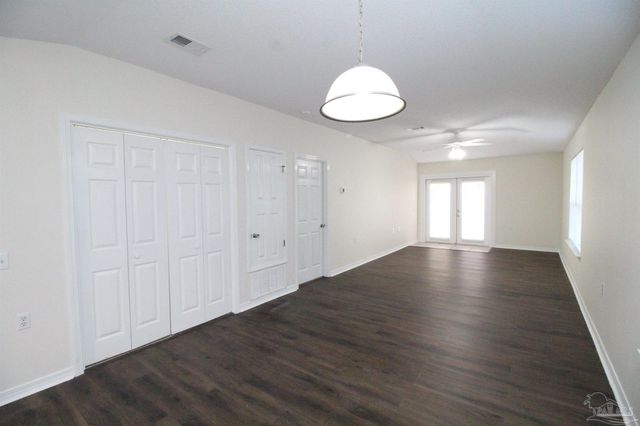 2340 Shoal Creek Dr, Pensacola, FL 32514