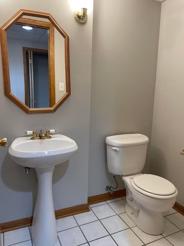 7521 Kil Court, Schererville, IN 46375