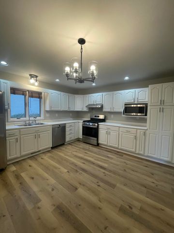 7521 Kil Court, Schererville, IN 46375