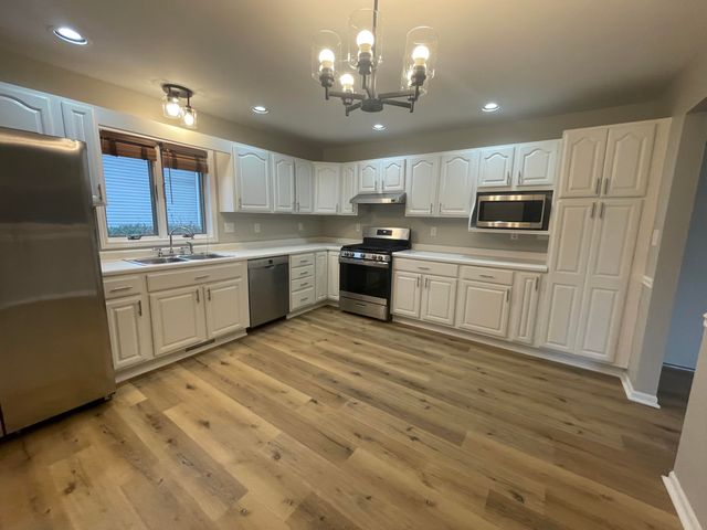 7521 Kil Court, Schererville, IN 46375