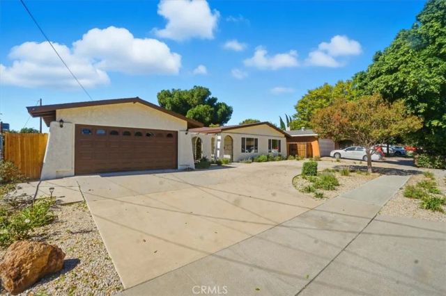 9416 Emerald, Fontana, CA 92335