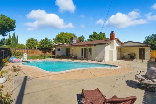 9416 Emerald, Fontana, CA 92335