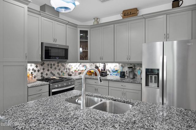 710 Coral Reef Way, Daytona Beach, FL 32124
