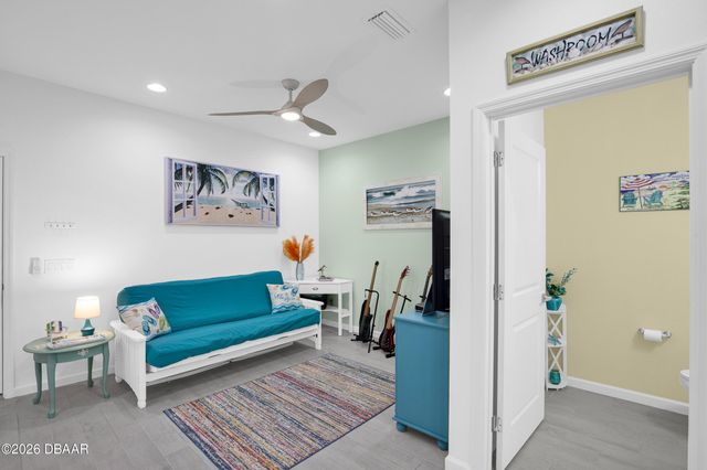 710 Coral Reef Way, Daytona Beach, FL 32124