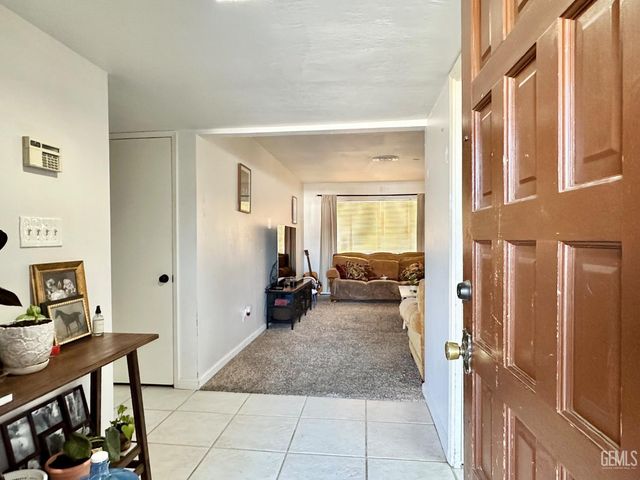 6601 Chelan Court, Bakersfield, CA 93309