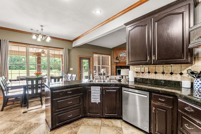 13 Agarita Cove, Conway, AR 72032