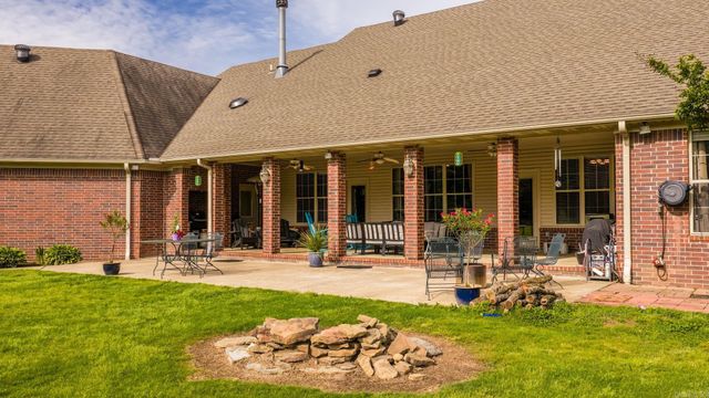 13 Agarita Cove, Conway, AR 72032