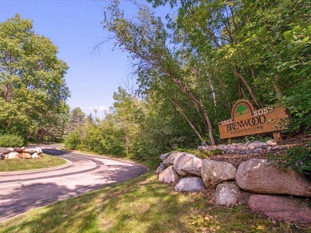5985 Rowland Road 308, Minnetonka, MN 55343