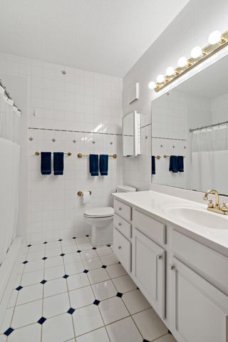 5985 Rowland Road 308, Minnetonka, MN 55343